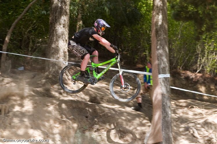004 dh nationals 210106